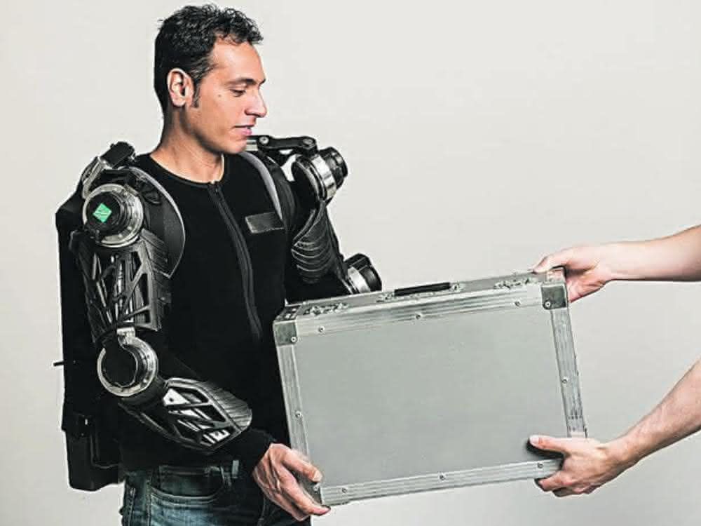 Upper body exoskeleton