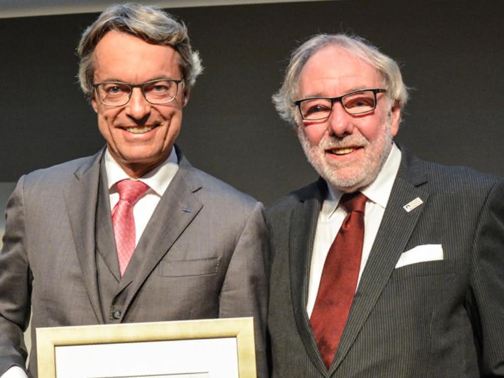 Soziales Engagement mit terre des hommes in der Kategorie „Zivilgesellschaftliches Engagement“ ausgezeichnet