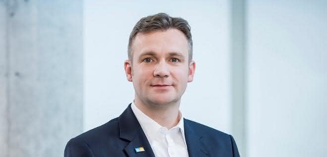 Tobias Hoche is the new CFO at HIMA. Tobias Hoche is the new CFO at HIMA.