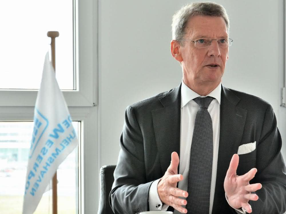 Interview with Andreas Bullwinkel