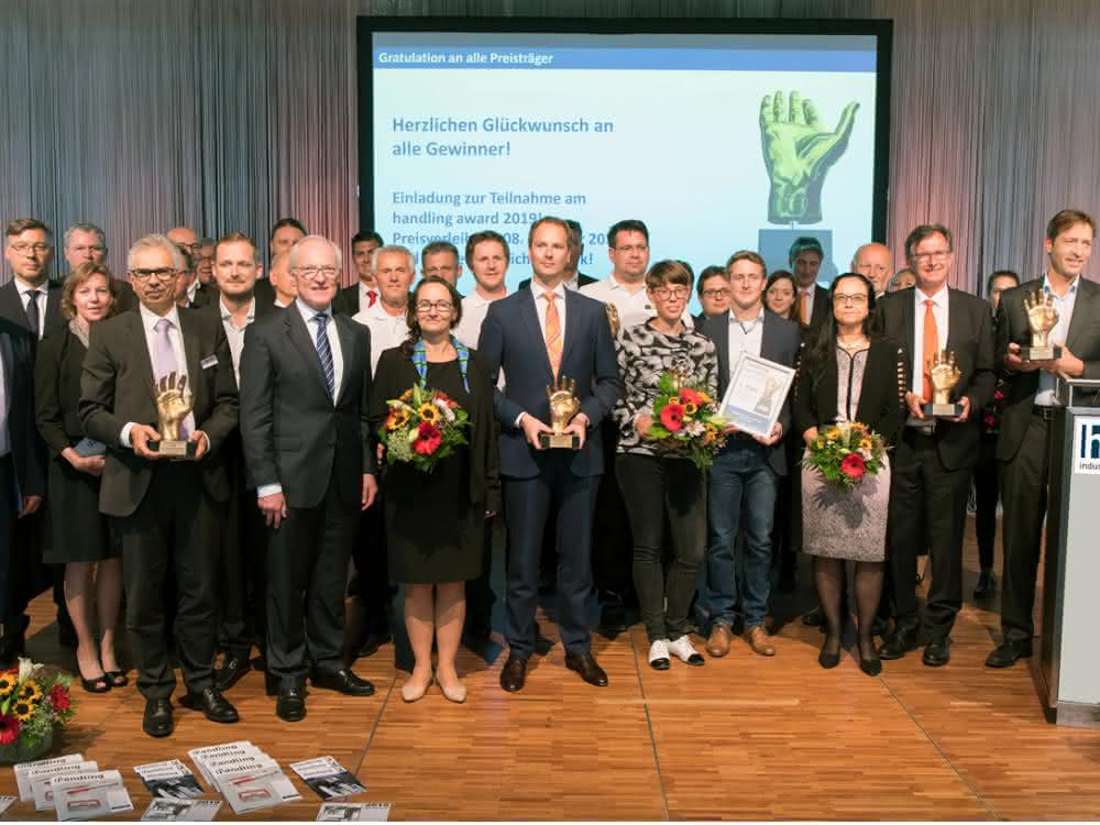 handling_award group picture handling_award group picture