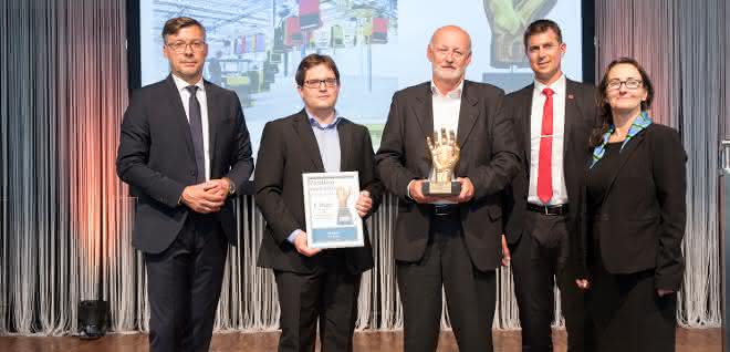 handling award ssi schaefer