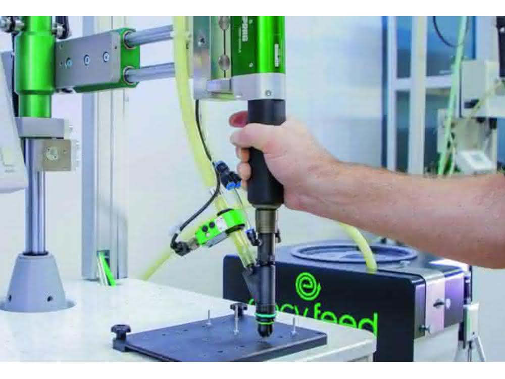 Screwdriving and feeding technology