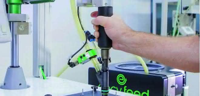 Screwdriving and feeding technology