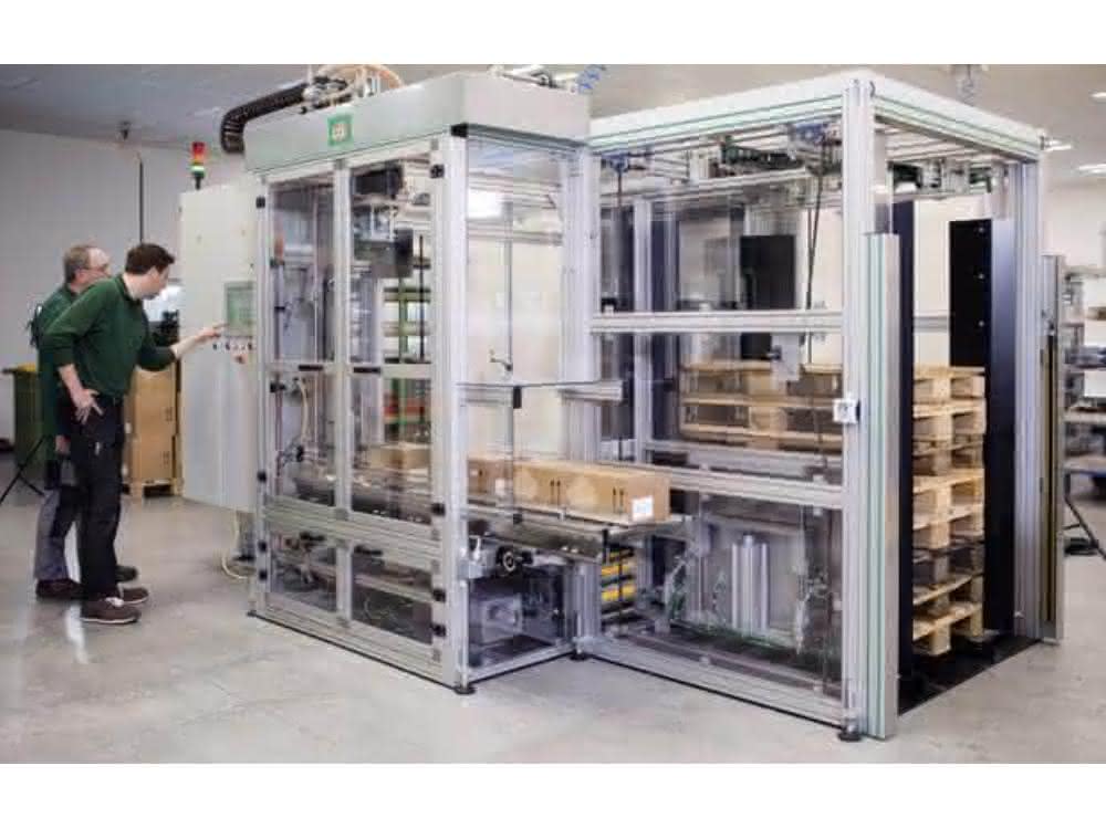 Verpackungsmaschine mit einem Pick-and-Place-Palettierroboter