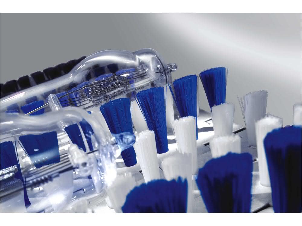 With the Quick Chain System, vertically and horizontally movable brush belts can be combined Quick Chain System