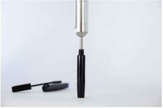 ViscoTec-Mascara-Abfuellung ViscoTec-Mascara-Abfuellung