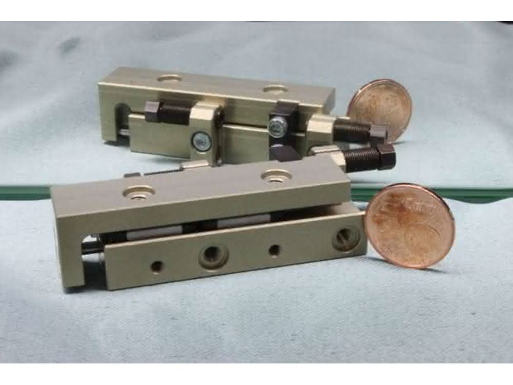 Mini linear slide