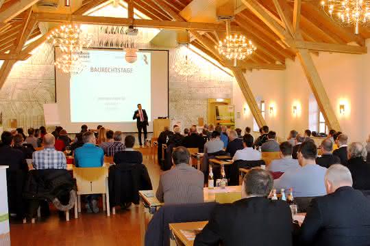 „LB-Planertage“ bei den Ziegelwerken Leipfinger-Bader „LB-Planertage“ bei den Ziegelwerken Leipfinger-Bader