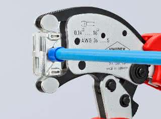 Rotatable crimping head