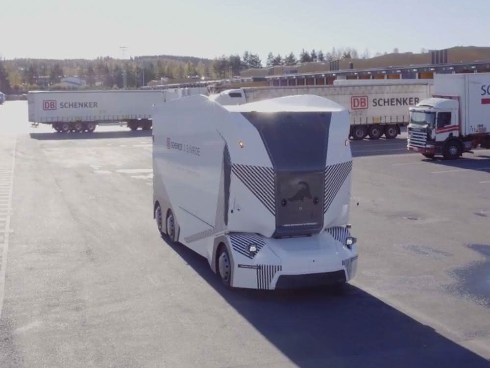 DB Schenker: Erster autonomer Elektro-Lkw „T-Pod“ kommerziell betrieben