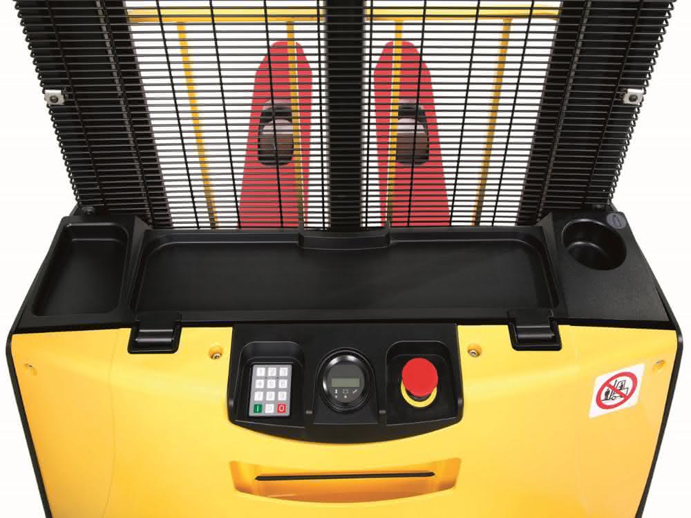 Compact fork lift truck: Work even faster