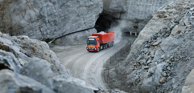 From the quarry to the port - and autonomously.