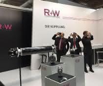 Experience a virtual world