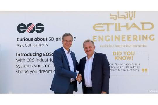 Strategische Partnerschaft zwischen EOS und Ethihad Airways Engineering Markus Glasser, Senior Vice President Export Region bei EOS und Bernhard Randerath, Vice President Design, Engineering and Innovation bei Etihad Airways Engineering.