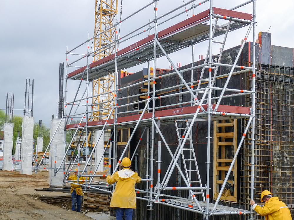 Layher zeigt auf der BAU 2019 Gerüstlösungen, die schnell montiert sind