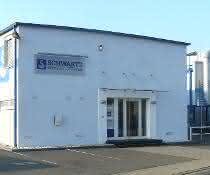 Röchling erweitert mit Übernahme der Schwartz GmbH besonders die Kompetenz für großformatige Formgussteile. Röchling erweitert mit Übernahme der Schwartz GmbH besonders die Kompetenz für großformatige Formgussteile.