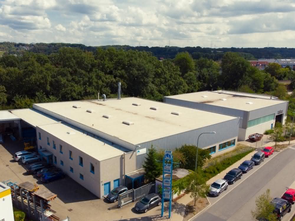 Aerial view of the headquarters of Lützenkirchen Lagertechnik