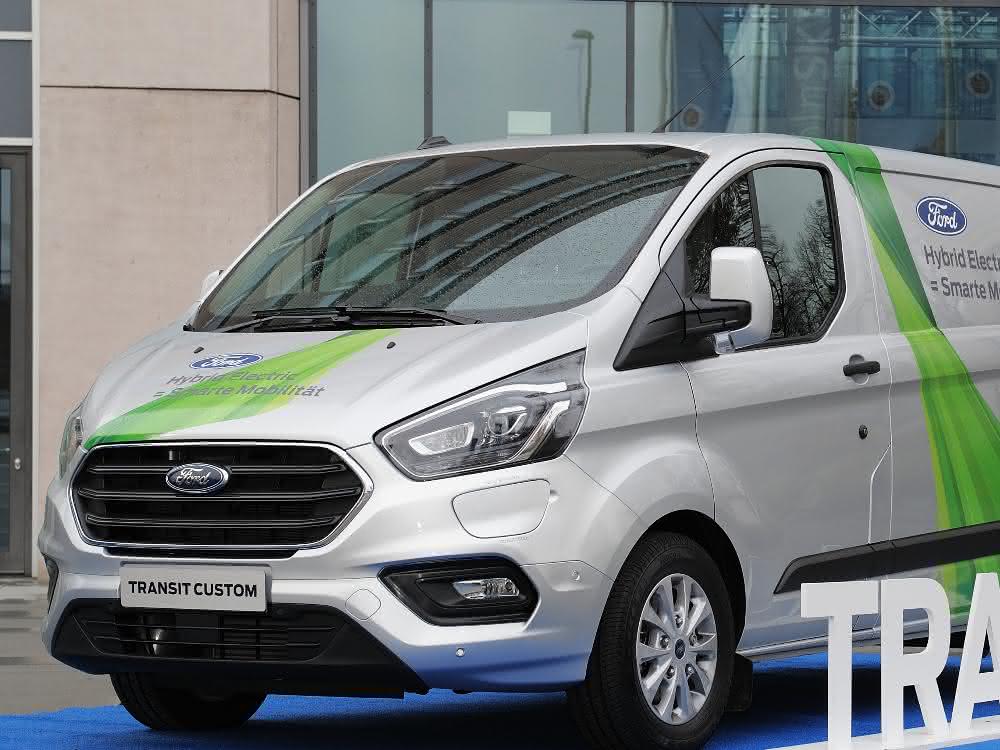 Urban traffic: Cologne tests plug-in hybrids from Ford in city traffic