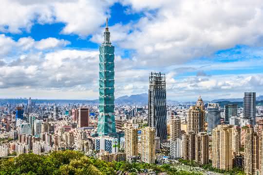 Taiwans Hauptstadt mit ihrem Wahrzeichen Taipeh 101 Taiwans Hauptstadt mit ihrem Wahrzeichen Taipeh 101