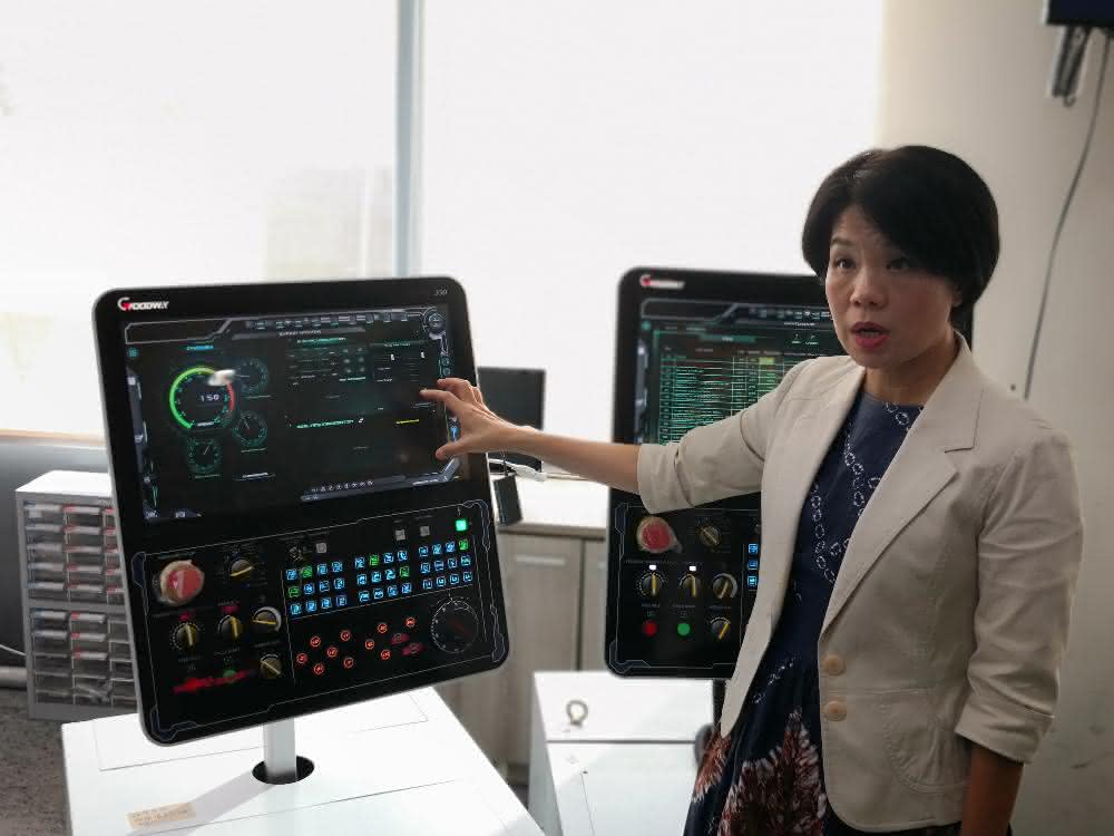 Rebecca Hsieh, Vice President Sales Department at Goodway, explains the features of the Frond-End HMI system G.Linc.