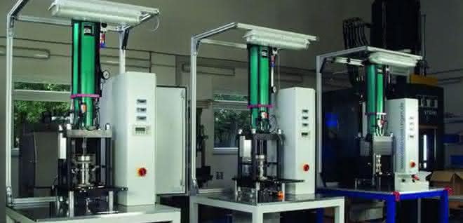 Press force drive cylinder