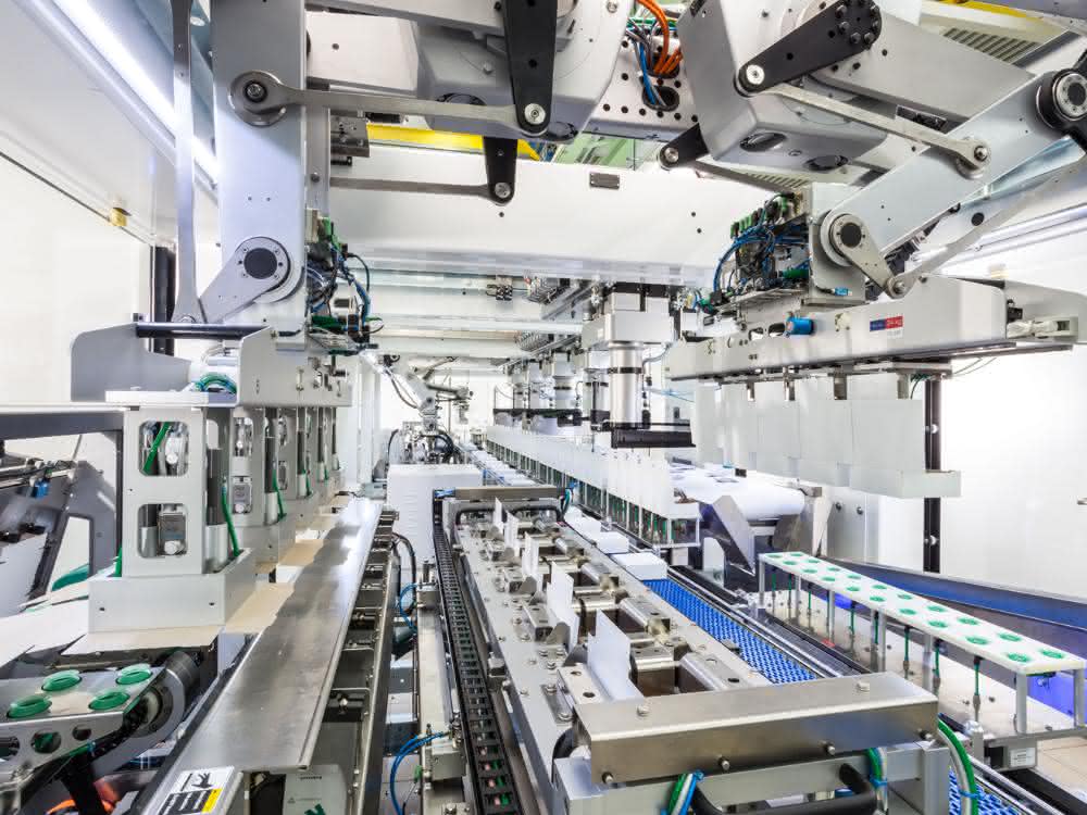 Anlage imit einer Transmodulstrecke