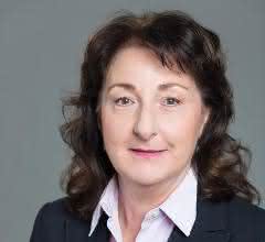 Dr. Deliane Träber