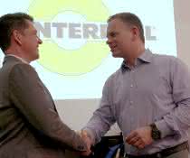 Sealing the extension: Interroll's Jens Karolyi (l.) and Frédéric Vasseur, Sauber. Sealing the extension: Interroll's Jens Karolyi (l.) and Frédéric Vasseur, Sauber.