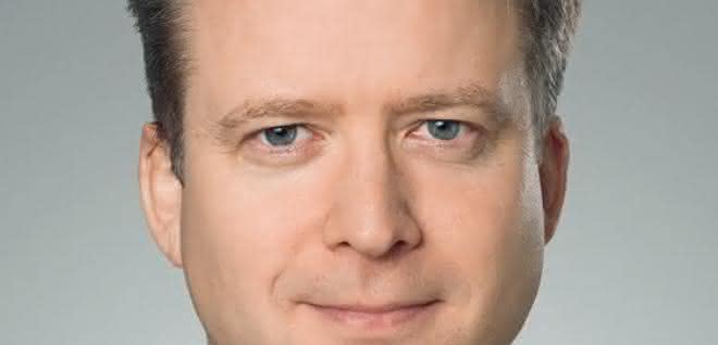 Dr. Lars Brzoska