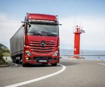 Was der neue Actros kann: Die digitale Wundertüte Was der neue Actros kann: Die digitale Wundertüte