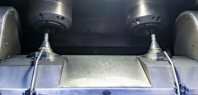 EMAG VSC 250 Twin machining center