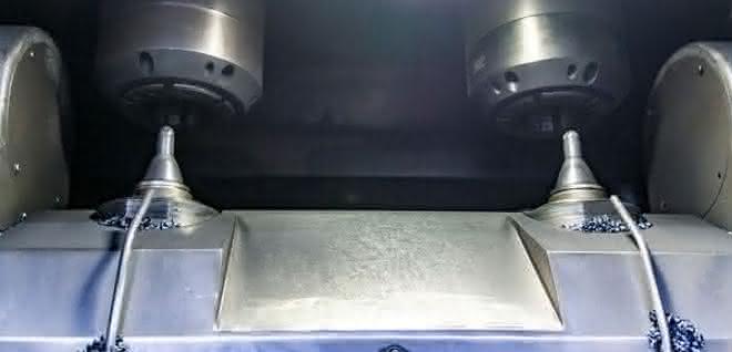 EMAG VSC 250 Twin machining center