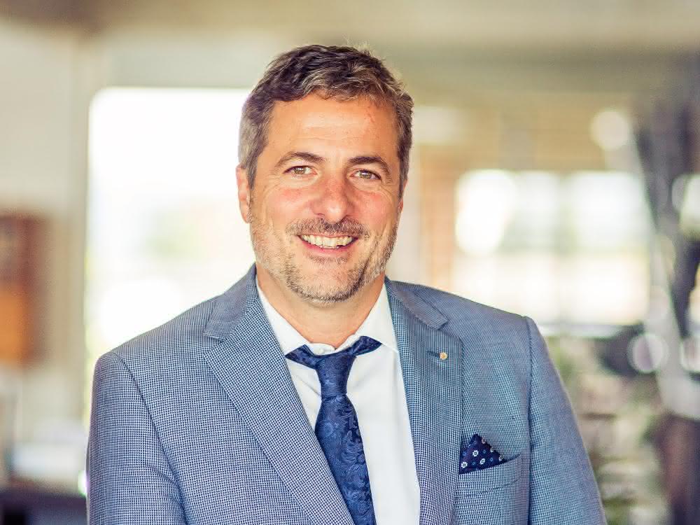 Führungswechsel: Mark Hellmann wird CEO des Partner-Netzwerkes von Hellmann