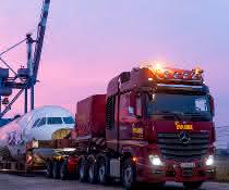 Spektakulärer Airbus-Transport mit dem Actros Spektakulärer Airbus-Transport mit dem Actros