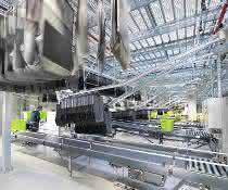 Dematic presents its pocket sorting system live.