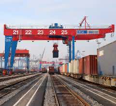 Ausbau: Containerbahnhof Burchardkai erweitert