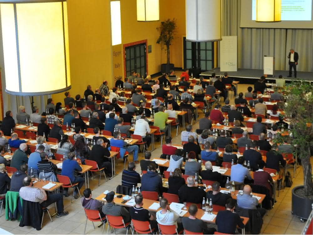 FC Nüdling bietet Wissenforum für GaLaBauer und Pflasterverarbeiter