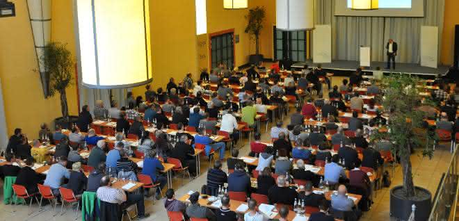 FC Nüdling bietet Wissenforum für GaLaBauer und Pflasterverarbeiter FC Nüdling bietet Wissenforum für GaLaBauer und Pflasterverarbeiter