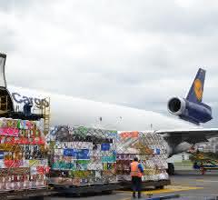 Lufthansa Cargo transportiert 10 Millionen Rosen zum Valentinstag Lufthansa Cargo transportiert 10 Millionen Rosen zum Valentinstag