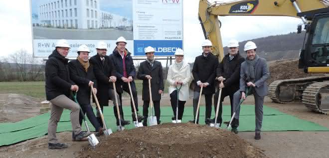 R+W groundbreaking ceremony