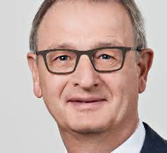 Dr. Wilfried Schäfer, VDW Managing Director Dr. Wilfried Schäfer, VDW Managing Director