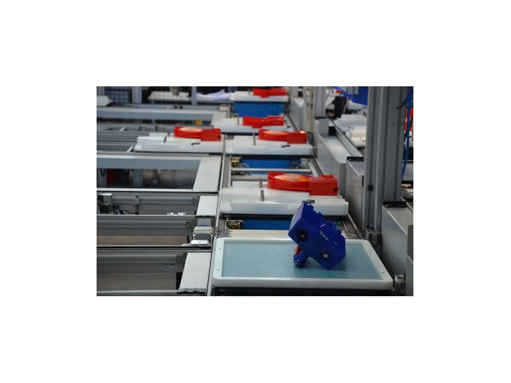 Workpiece carrier transport system