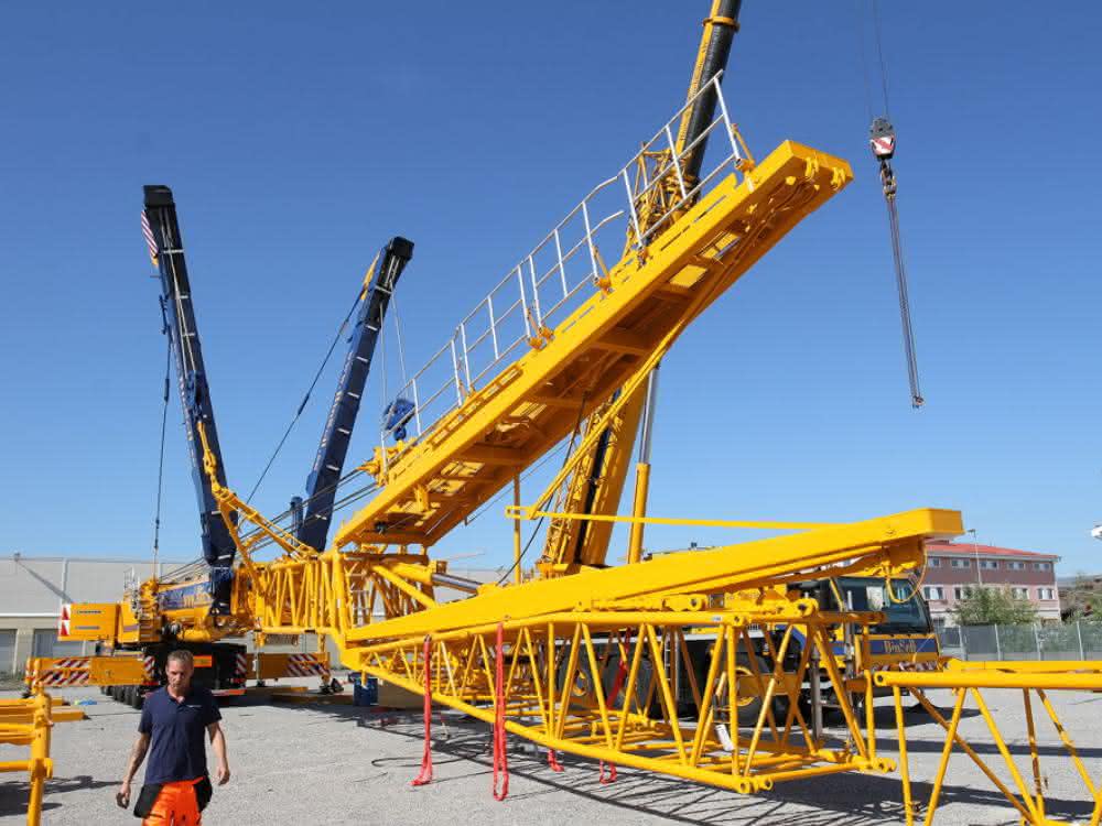 Liebherr LTM 1350-6.1