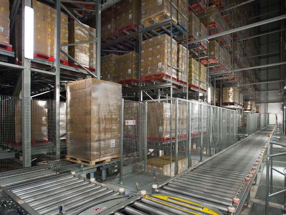 Fully automated high-bay warehouse: Dematic builds for deep-freeze specialist Agristo