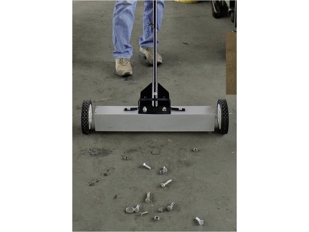 Metal broom application Metal broom application