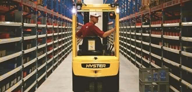 Counterbalance and warehouse trucks: Hyster forklift trucks with lithium-ion batteries
