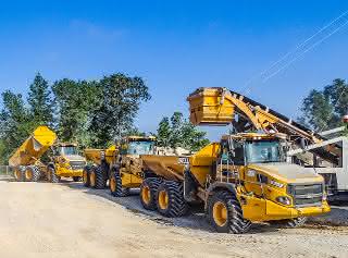 Der neue B45E 4x4 bietet die Vorteile der Bell-Zweiachser jetzt auch in der 40-Tonnen-Klasse Der neue B45E 4x4 bietet die Vorteile der Bell-Zweiachser jetzt auch in der 40-Tonnen-Klasse
