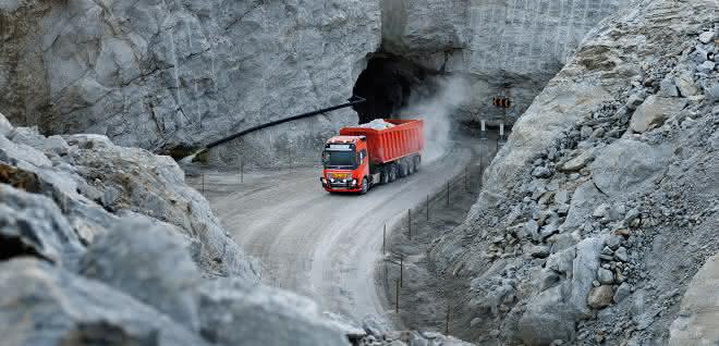 Transport modern: Autonom unterwegs mit einem Volvo Truck
