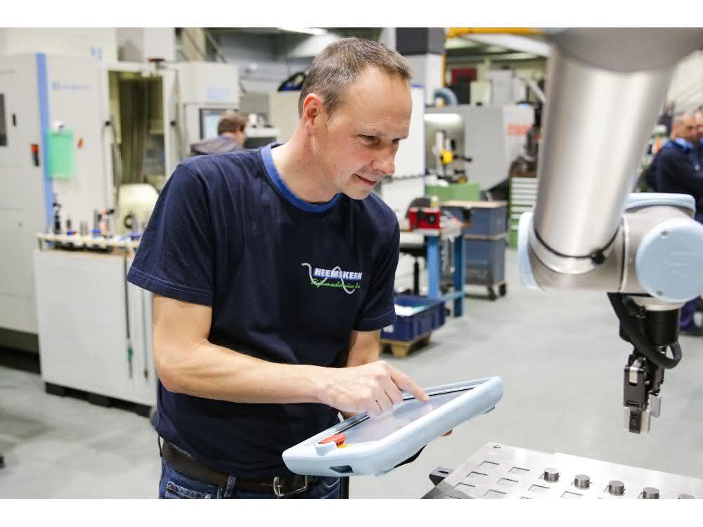 Universal Robots